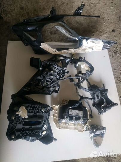 Фара левая Mercedes Benz E-klasse W213 LED