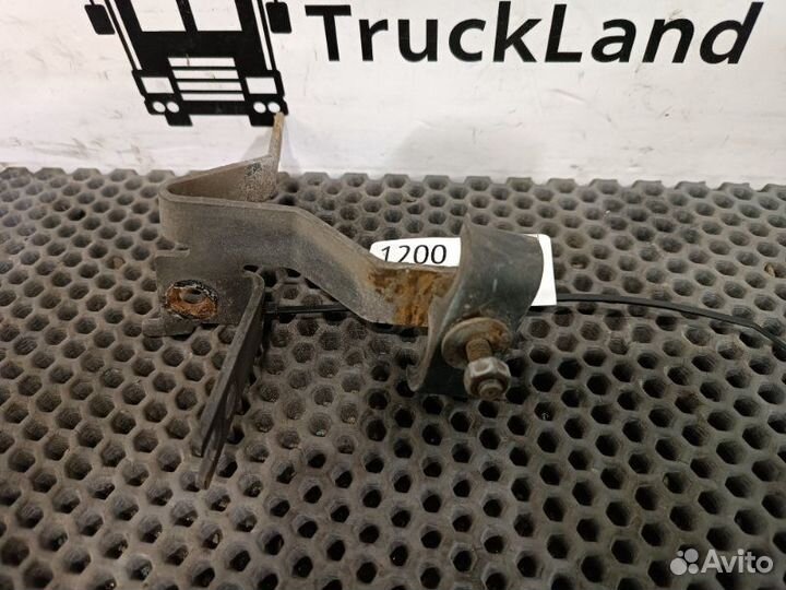 Кронштейн трубок отопителя Man Tgx