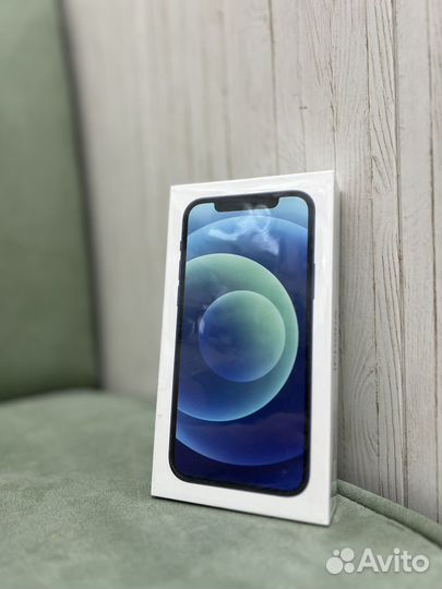 iPhone 12, 64 ГБ