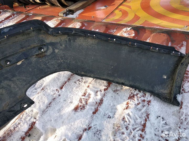 Губа заднего бампера Volkswagen Jetta