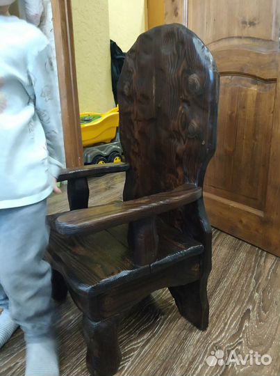 Стул ручной работы для ребенка