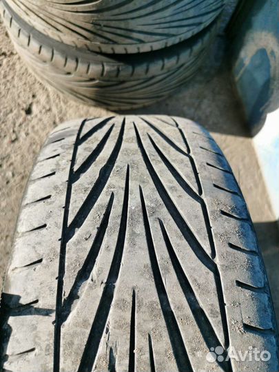 Toyo Proxes T1-R 205/45 R17