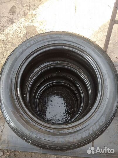 Bridgestone Dueler H/P 235/55 R17