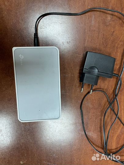 Коммутатор tp-link tl-sf1008d