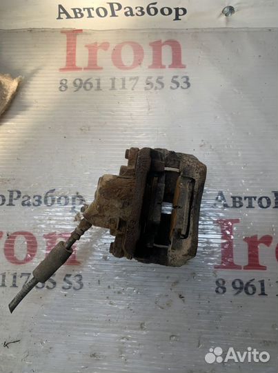 Тормозной суппорт передний левый Symbol Clio