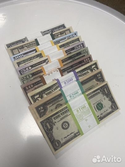 Сувенирные пачки долларов оптом (весь номинал)