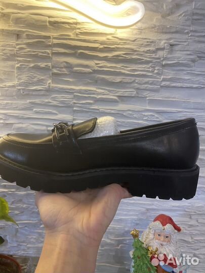 Лоферы туфли новые натуральная кожа 38 и 39