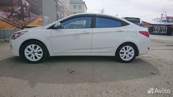 Дефлекторы окон Hyundai Solaris (2010-2017)