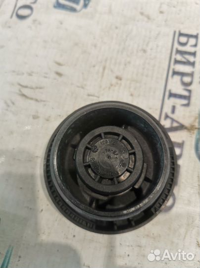 Крышка бачка расширительного Audi Q7 4L (2005—2009)