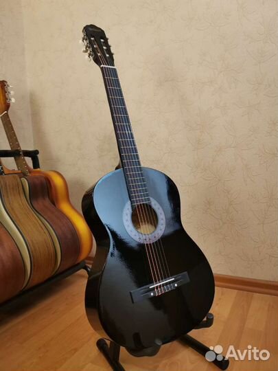 Гитара классическая новая