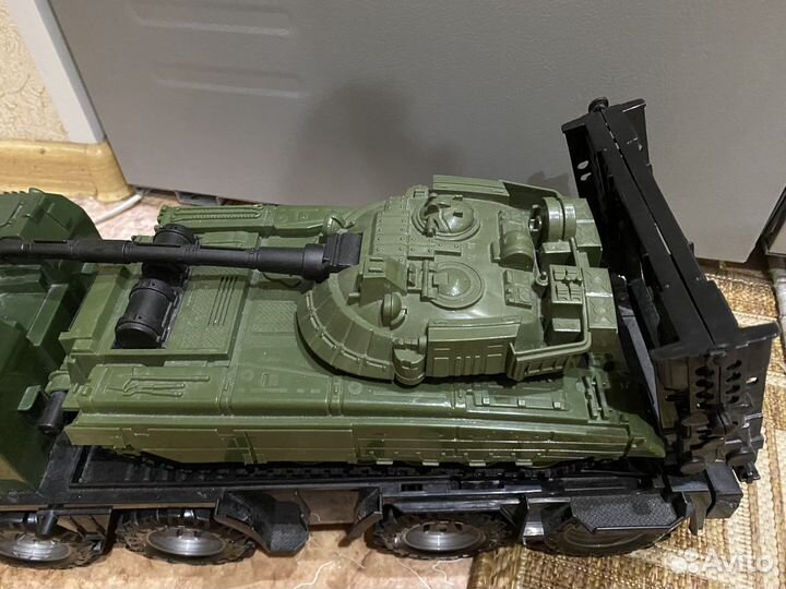 Игрушка машина и танк Армия России