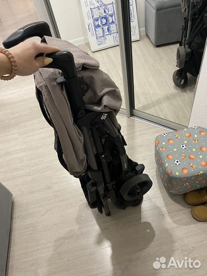 Прогулочная коляска peg perego si