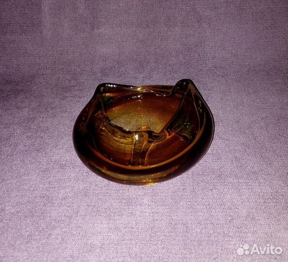 Пепельница из чешского стекла