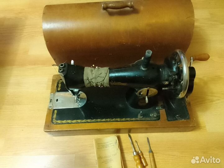 Швейная машинка подольская ручная