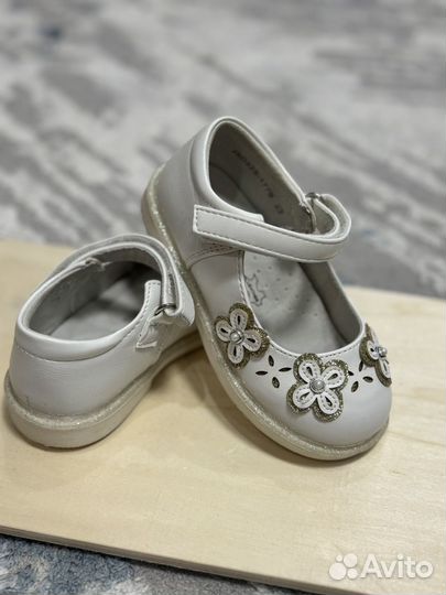 Туфли для девочки