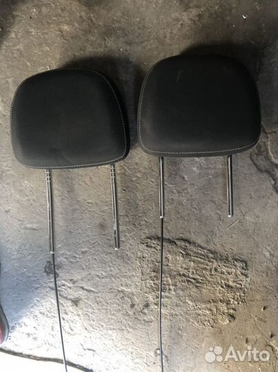 Подголовник передний Опель Инсигния