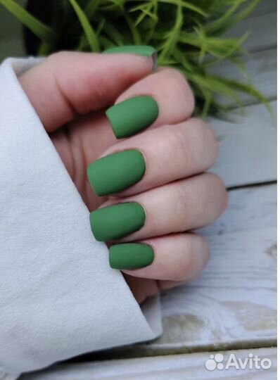 Маникюр, педикюр