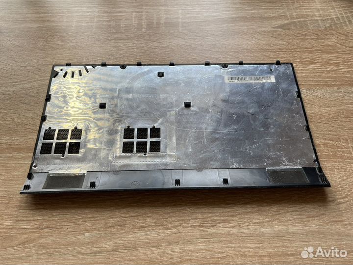 Нижняя крышка Lenovo G585 G580