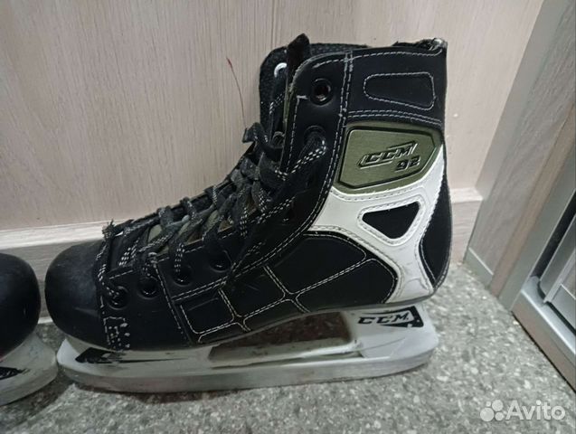 Коньки хоккейные ссм 92