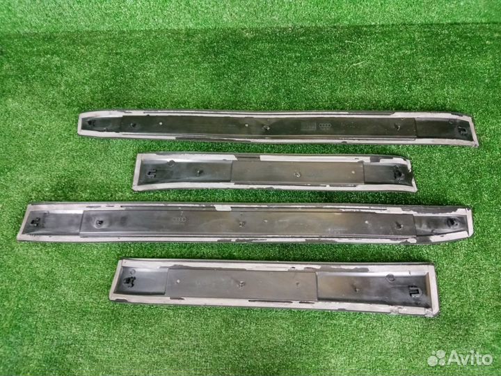 Накладка на порог салона (комплект) Audi A4 8E B6