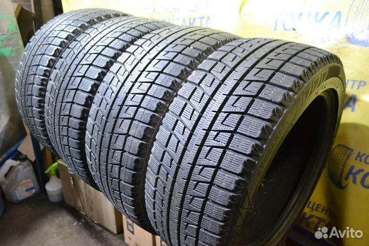 Bridgestone Blizzak Revo2 225/50 R17