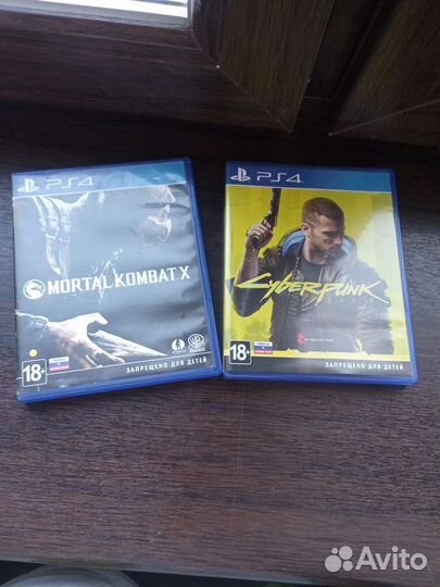Ps4 диски Mortal Kombat X и Cyberpunk