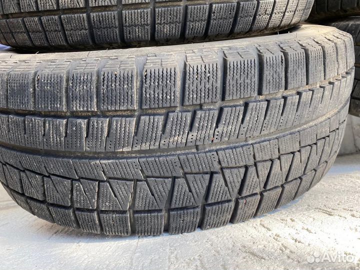 Bridgestone Blizzak Revo GZ 205/55 R16