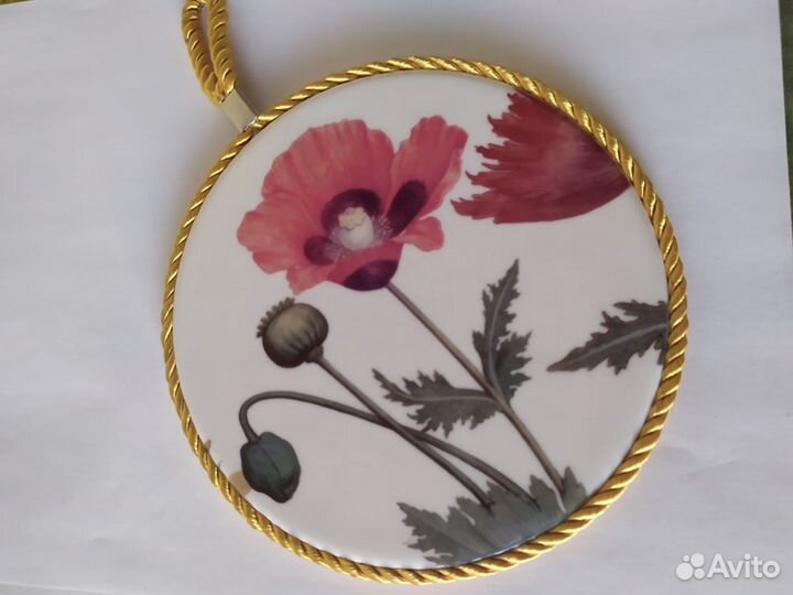 Подставка под горячее