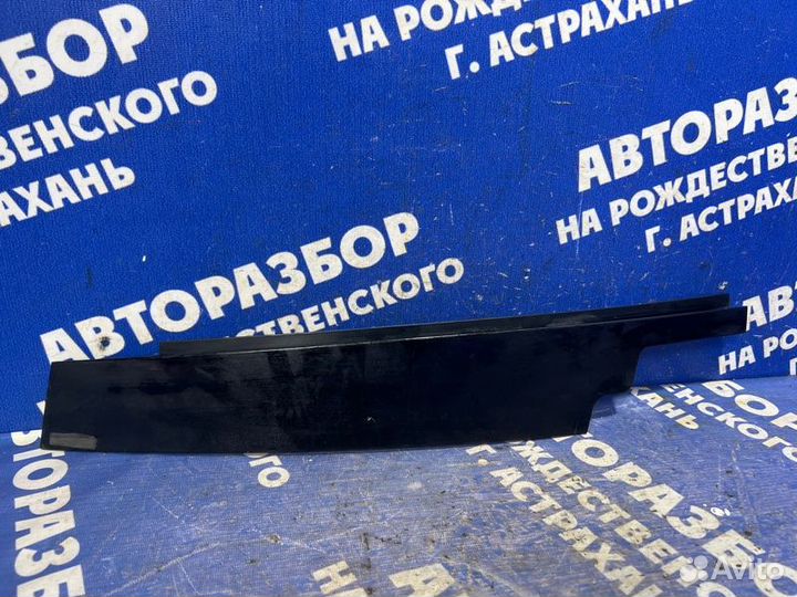 Накладка на дверь Chevrolet Cruze седан 2011