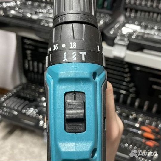 Шуруповерт makita 26v