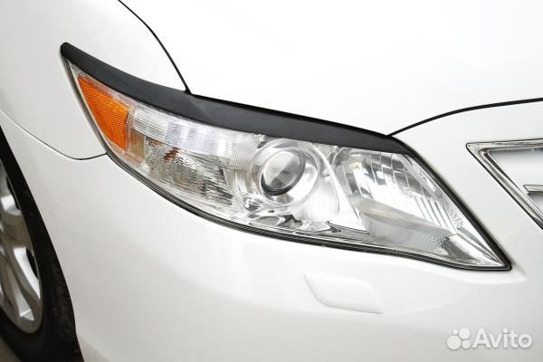 Реснички на фары Toyota Camry 2009-2011