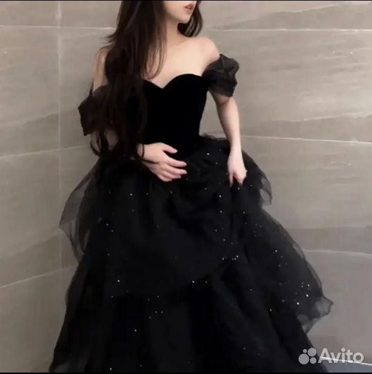 Вечернее платье