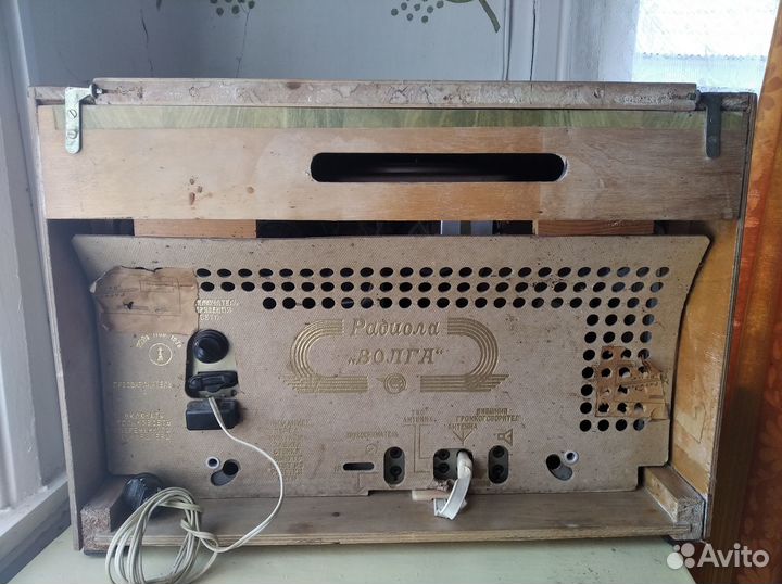 Ламповая радиола Волга