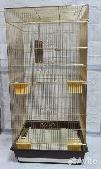 Клетка для средних и крупных попугаев