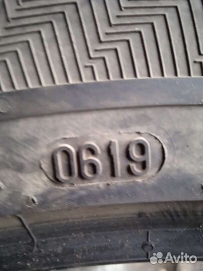 Gislaved Nord Frost 200 235/45 R18 98