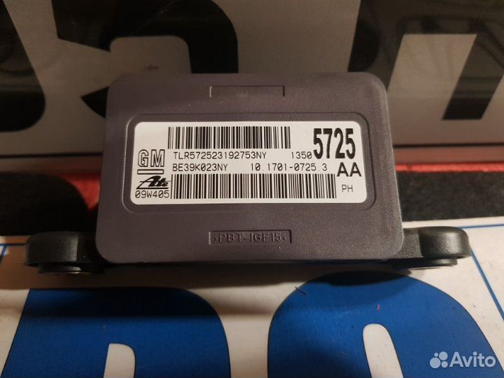 Датчик ускорения Chevrolet Cruze седан F16D4 2010