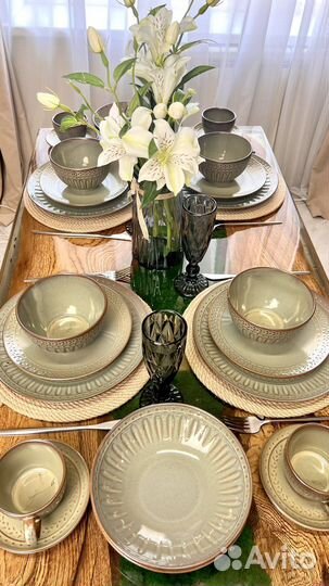 Набор столовой посуды новый