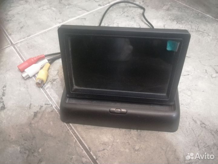Монитор в машину