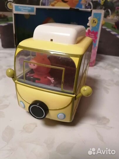 Автомобиль свинки Пеппы