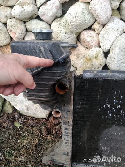 Радиатор охлаждения,гбц и др на sprinter