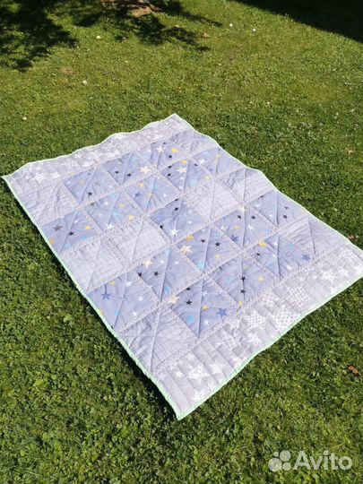 Лоскутное детское одеяло 134*104 ручная работа