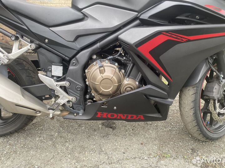 Мотоцыкл Honda CBR400 R ABS