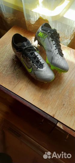 Футбольные бутсы nike air zoom