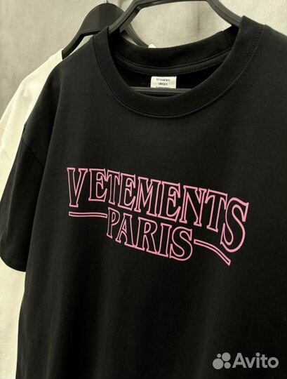 Футболка vetements Paris (оверсайз)