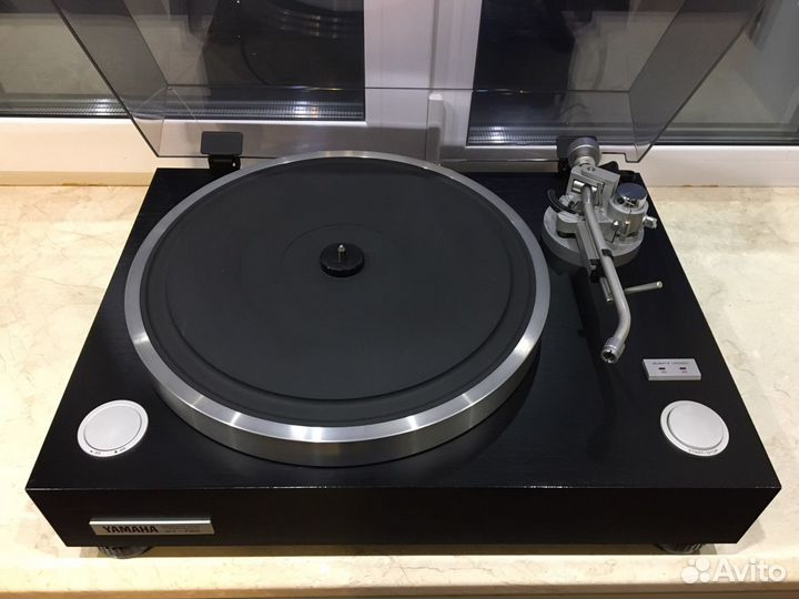 Проигрыватель винила yamaha GT-750