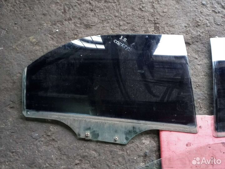 Стекло двери kia spectra