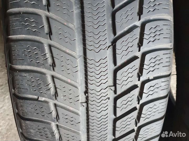 Michelin Primacy Alpin 215/65 R16 98H
