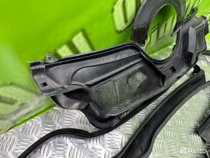 Жабо Mercedes-Benz W124 M102 2.3 1991