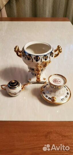 Фарфоровый самовар