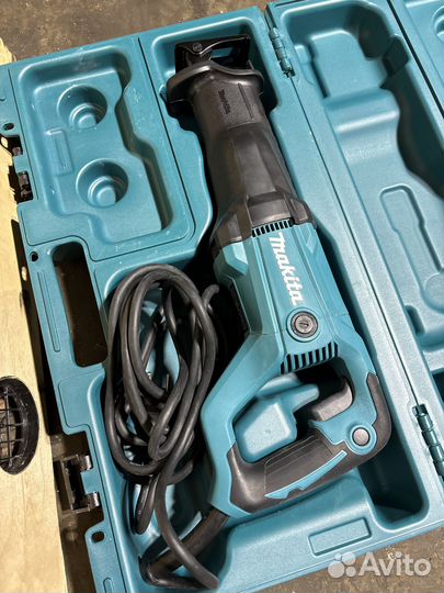 Аренда сабельной пилы